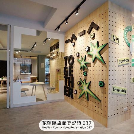 Together Hotel Hualien Zhongshan Екстер'єр фото