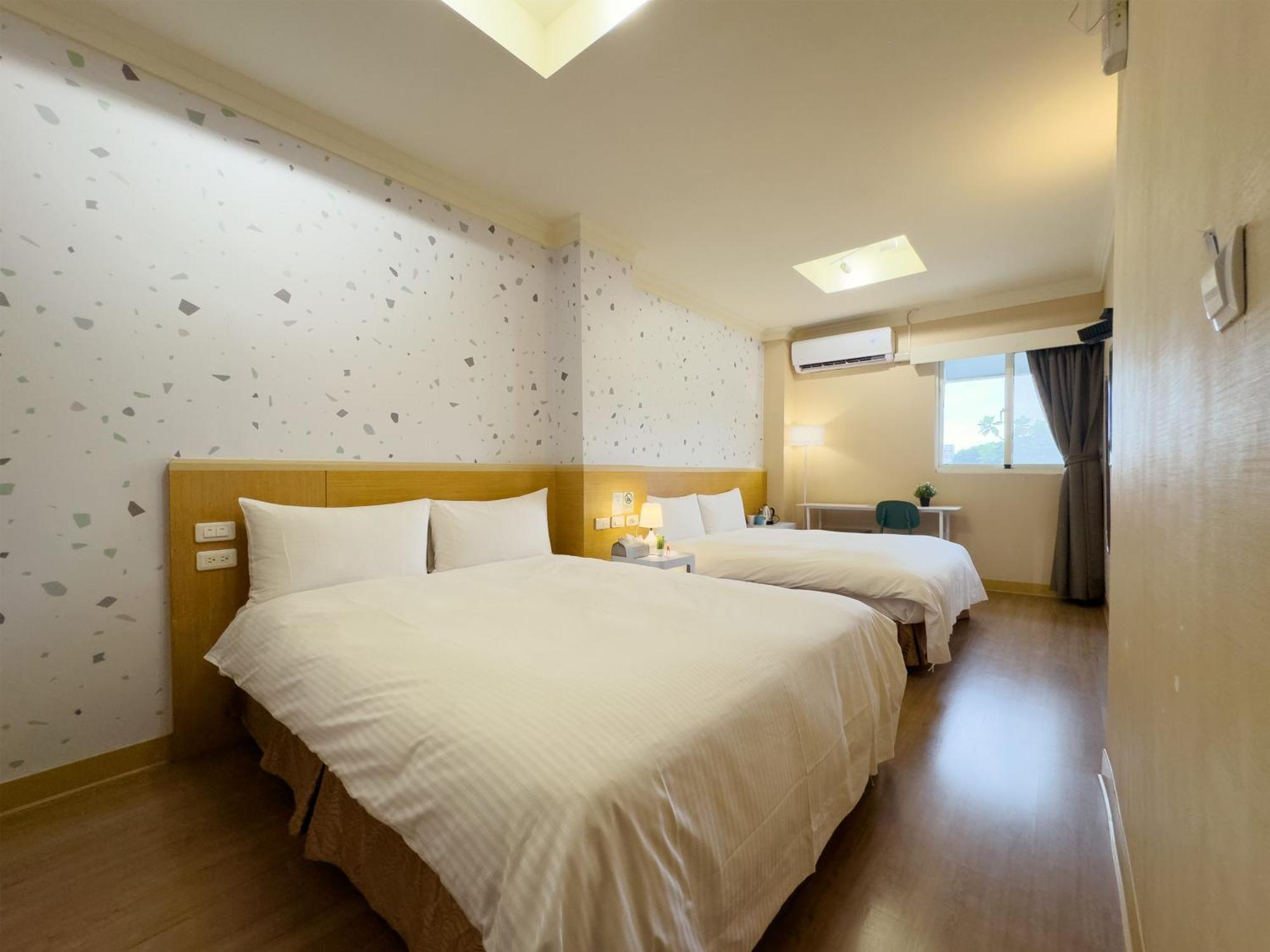 Together Hotel-Hualien Zhongshan Екстер'єр фото