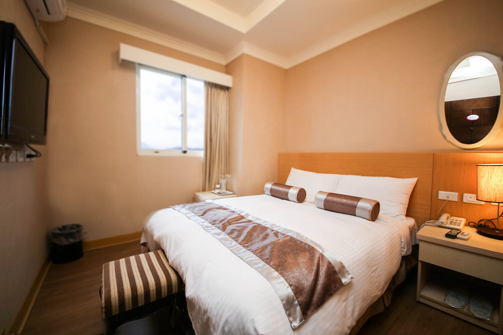 Together Hotel Hualien Zhongshan Екстер'єр фото